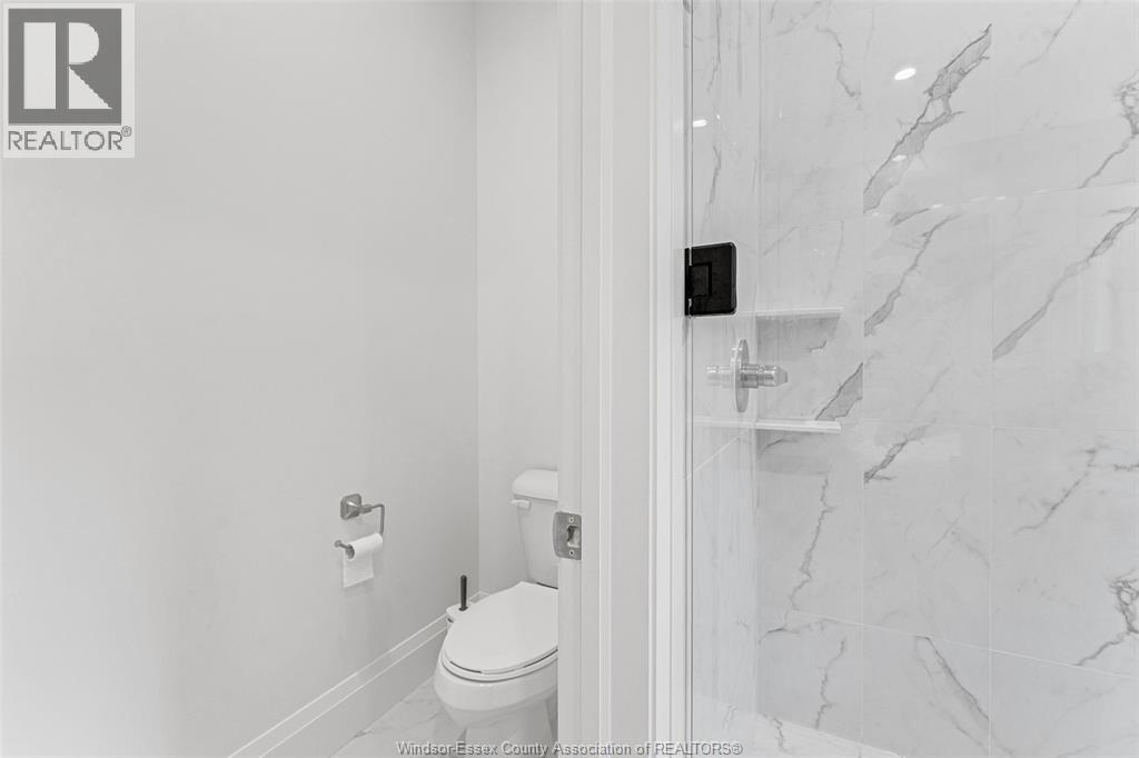 658 LILY MAC BOULEVARD, Windsor, Ontario, N9E0B1 — Photo 27