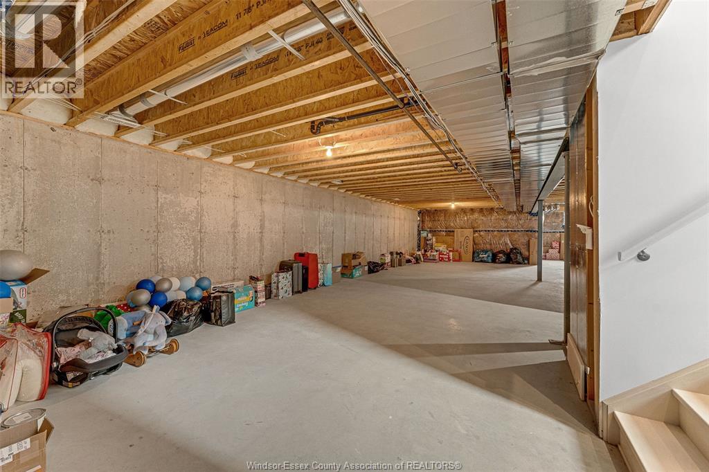 658 LILY MAC BOULEVARD, Windsor, Ontario, N9E0B1 — Photo 32