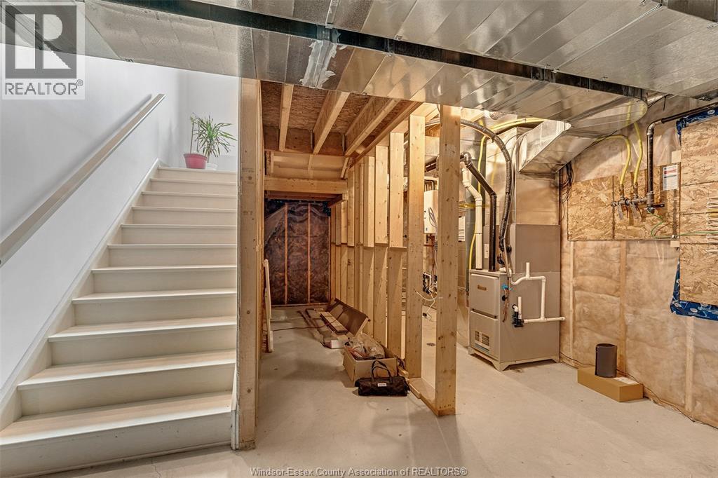 658 LILY MAC BOULEVARD, Windsor, Ontario, N9E0B1 — Photo 38