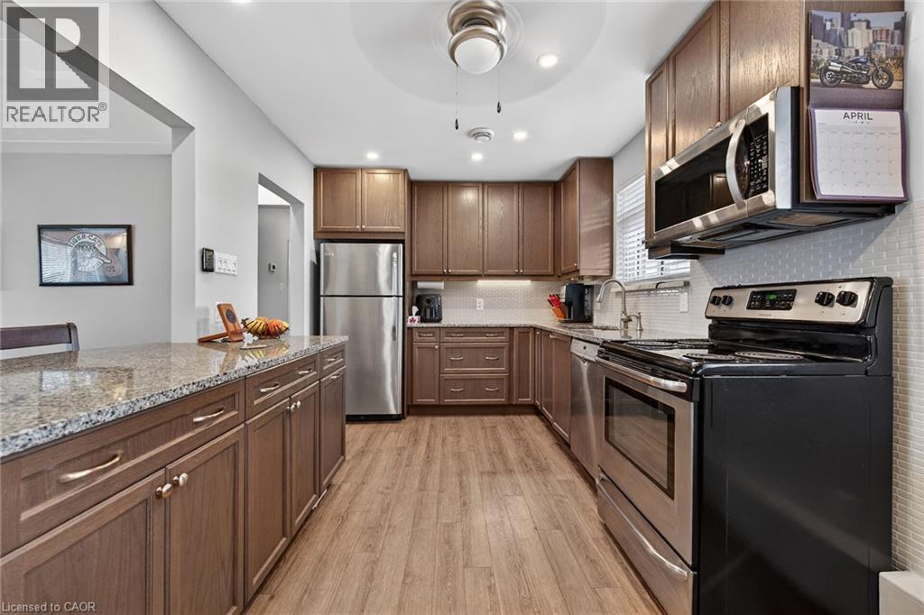 27 CAMILLE Court, Hamilton, Ontario, L8T2C8 — Photo 11