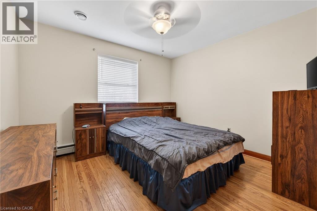 27 CAMILLE Court, Hamilton, Ontario, L8T2C8 — Photo 17