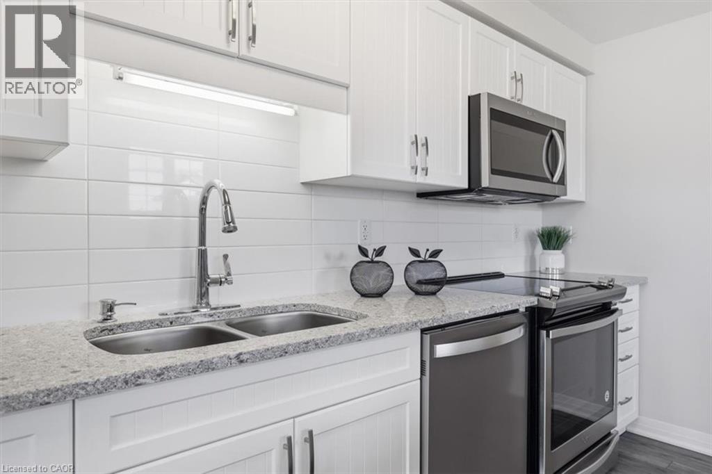 115 SOUTH CREEK Drive Unit# 12C, Kitchener, Ontario, N2P0H2 — Photo 10