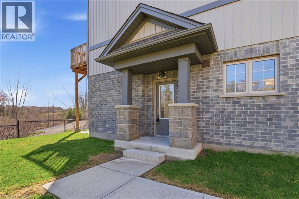 115 SOUTH CREEK Drive Unit# 12C, Kitchener, Ontario, N2P0H2 — Photo 2