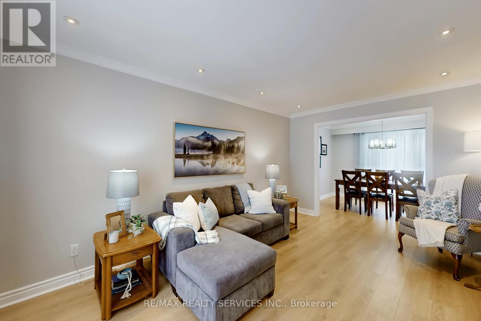 49 MIKADO CRESCENT, Brampton (Central Park), Ontario, L6S3R5 — Photo 10