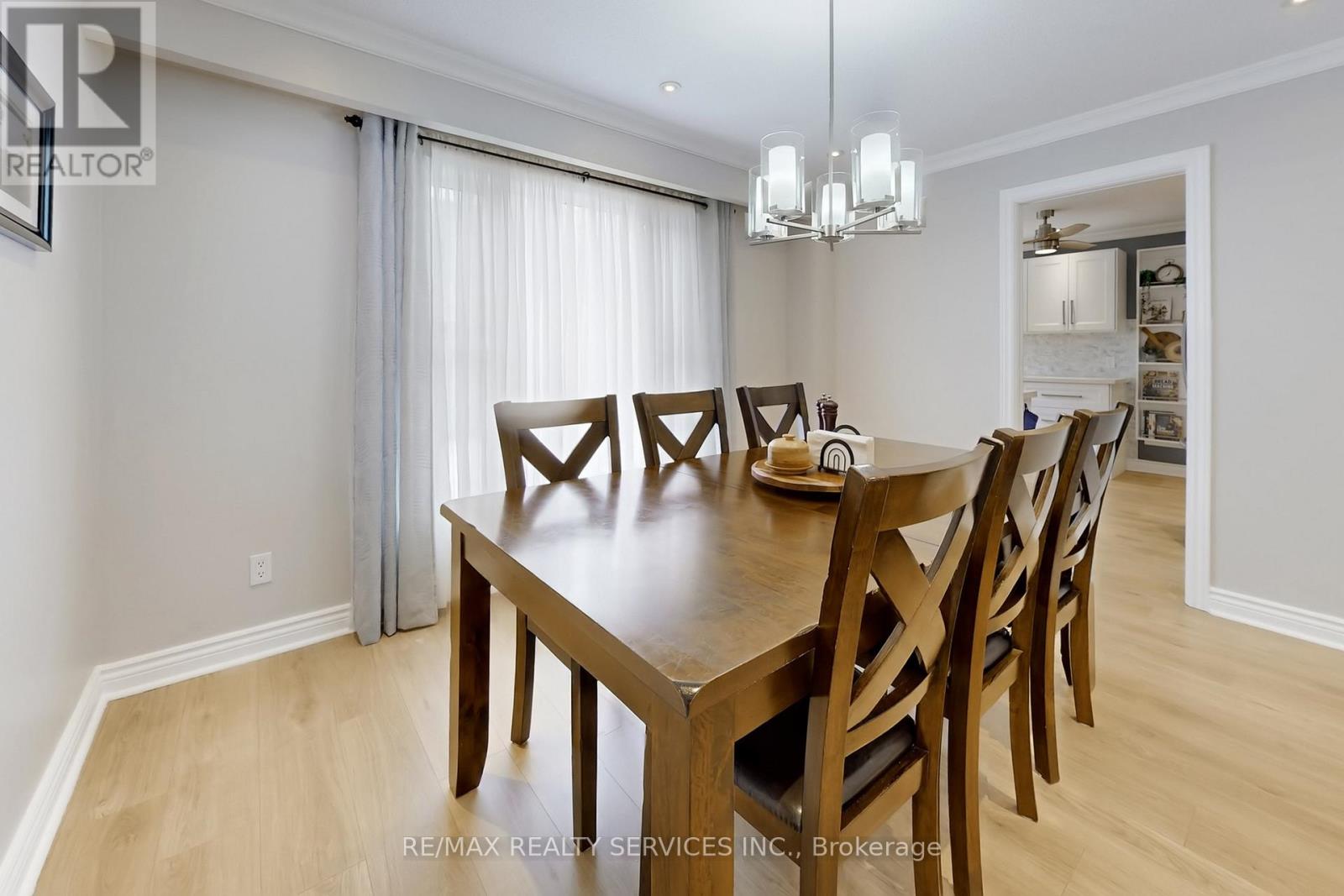 49 MIKADO CRESCENT, Brampton (Central Park), Ontario, L6S3R5 — Photo 12