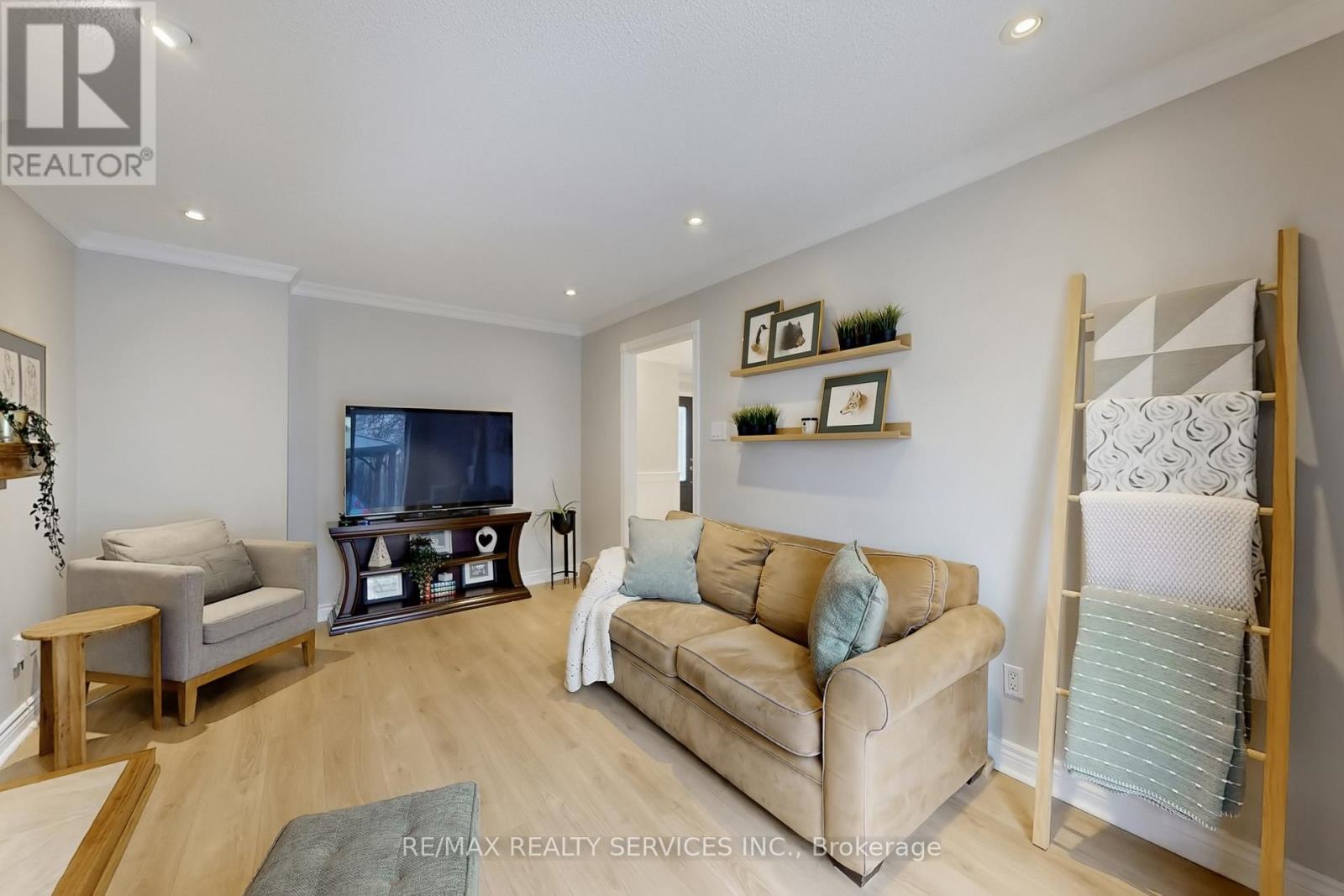 49 MIKADO CRESCENT, Brampton (Central Park), Ontario, L6S3R5 — Photo 17