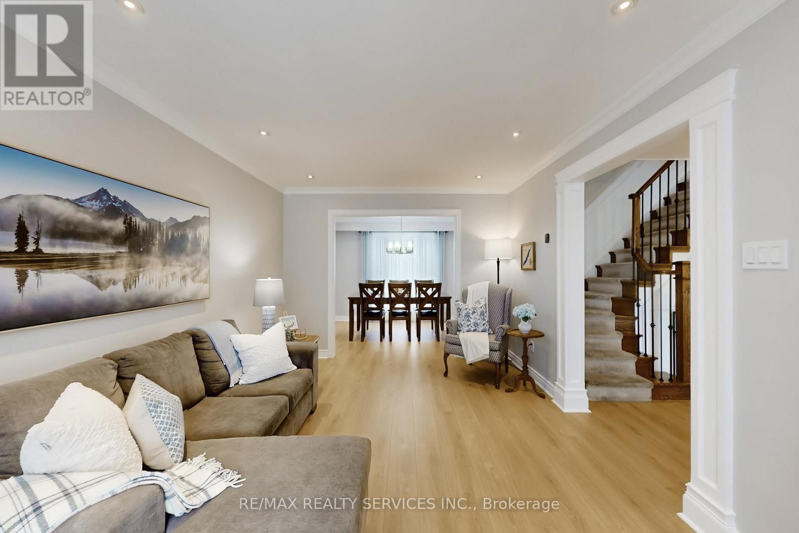 49 MIKADO CRESCENT, Brampton (Central Park), Ontario, L6S3R5 — Photo 9