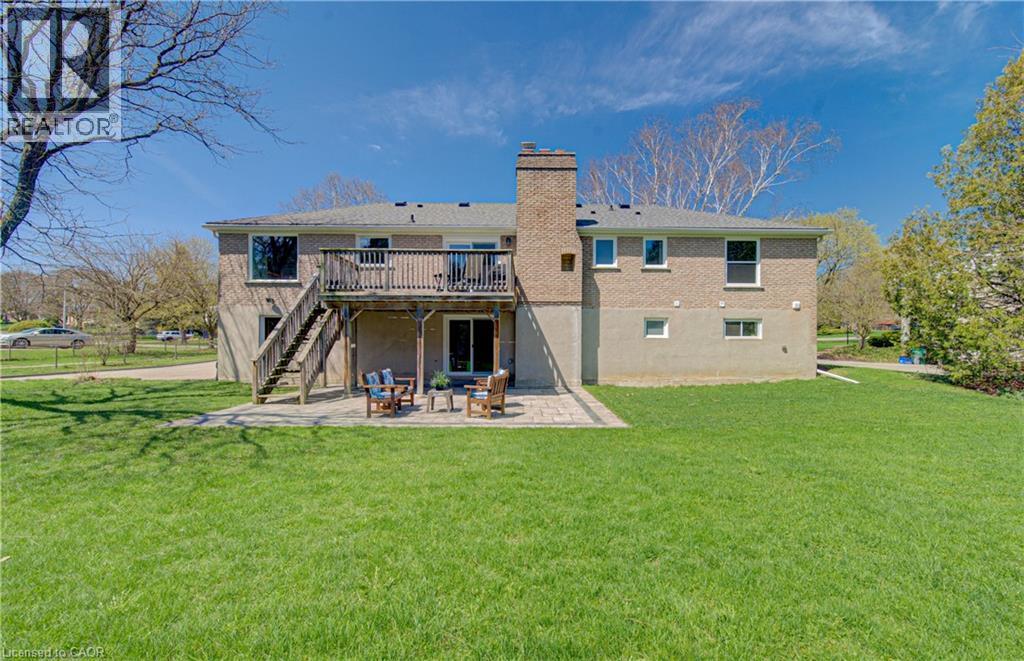 395 WARRINGTON Drive, Waterloo, Ontario, N2L2P7 — Photo 46