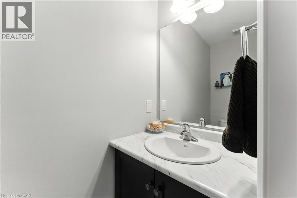 377 GLANCASTER Road Unit# 37, Ancaster, Ontario, L9G0G4 — Photo 14