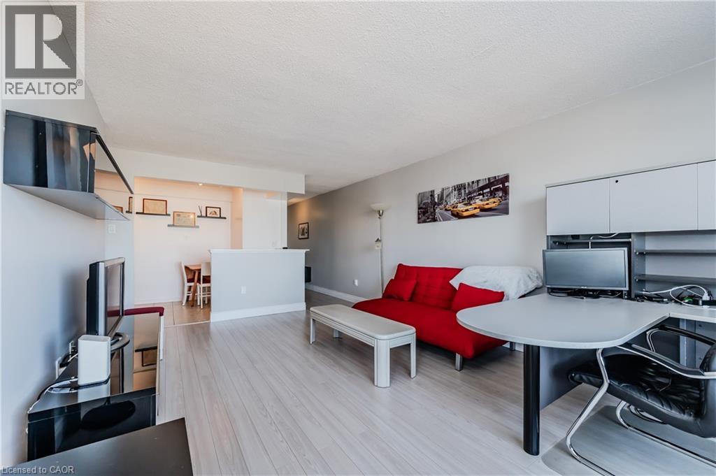 64 BENTON Street Unit# 1004, Kitchener, Ontario, N2G4L9 — Photo 9