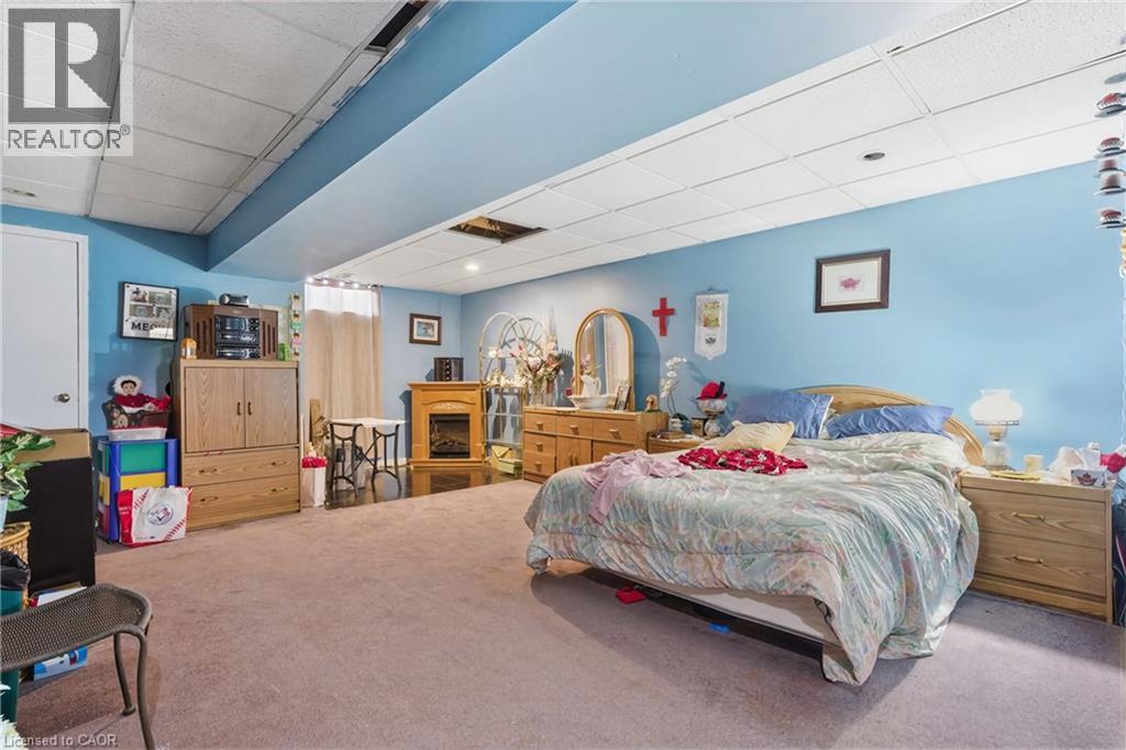 48 TAMVALE Crescent, Kitchener, Ontario, N2E3K7 — Photo 26