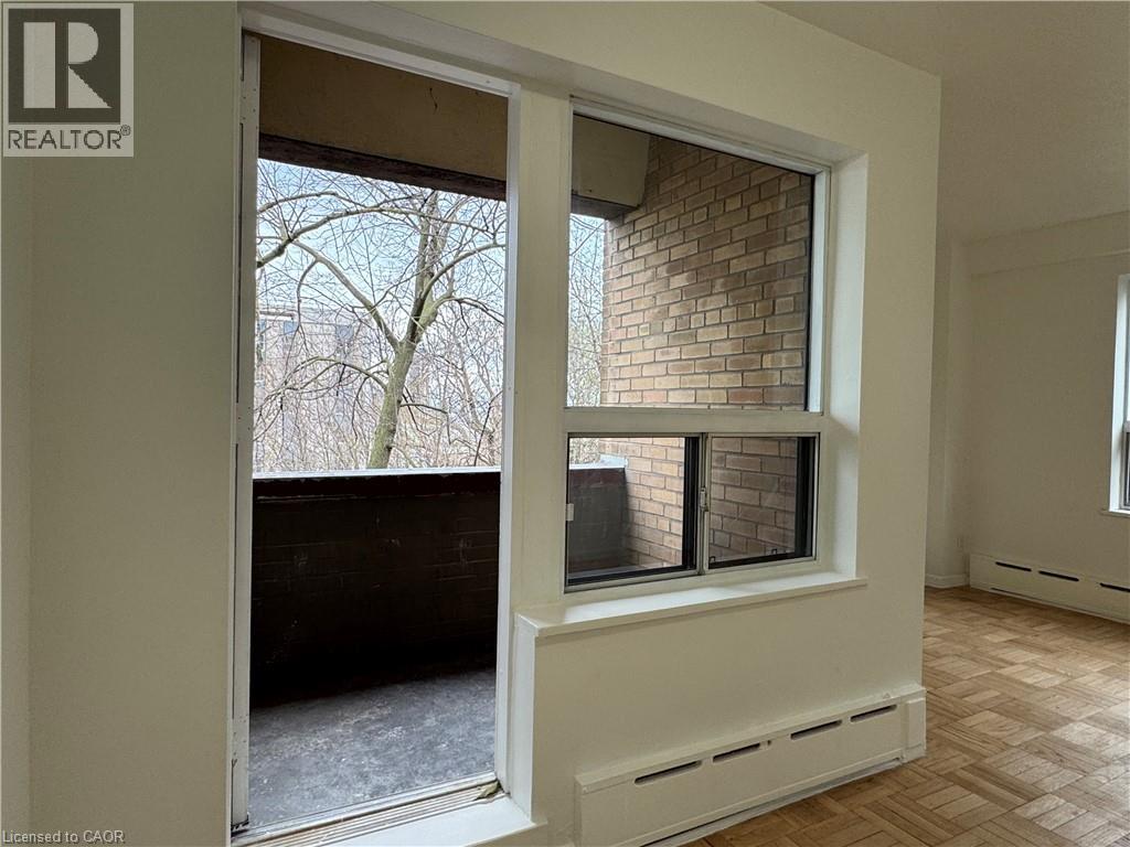 325A JAMES Street S Unit# 206, Hamilton, Ontario, L8P3B7 — Photo 4