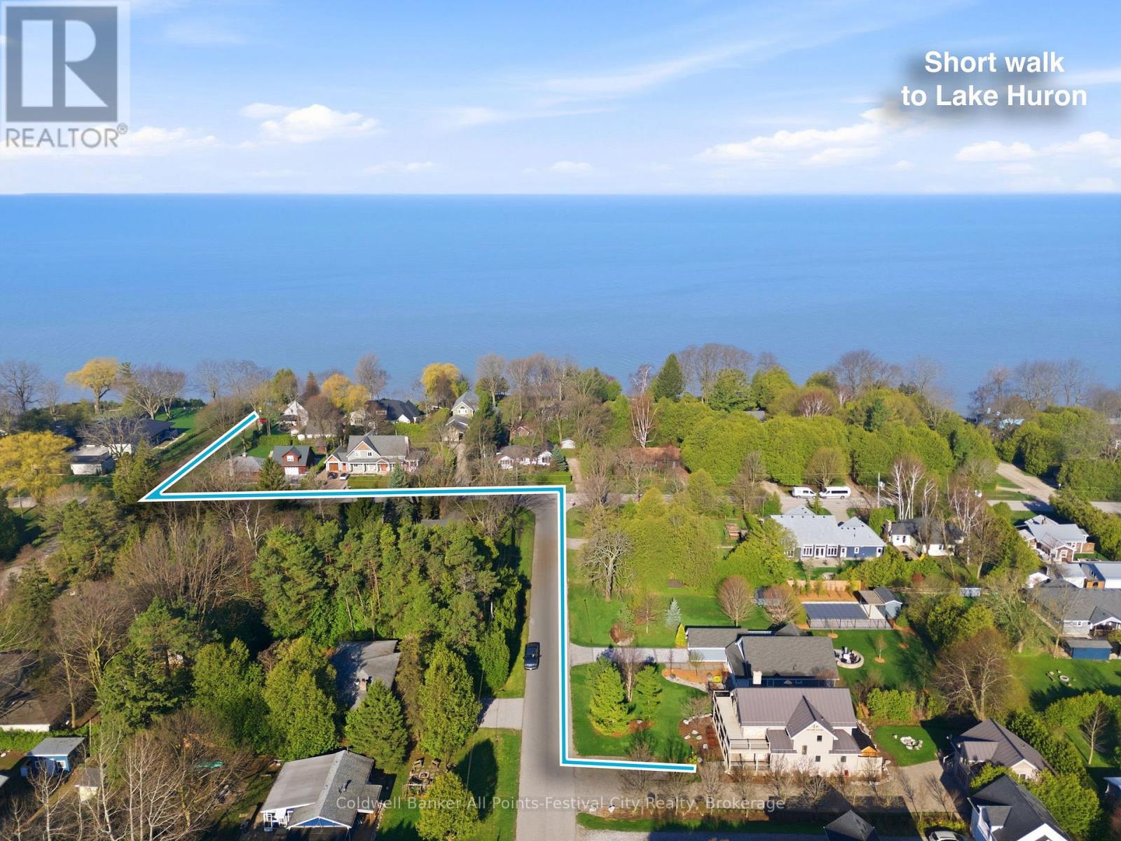 35 JANE STREET, Bluewater (Bayfield), Ontario, N0M1G0 — Photo 2