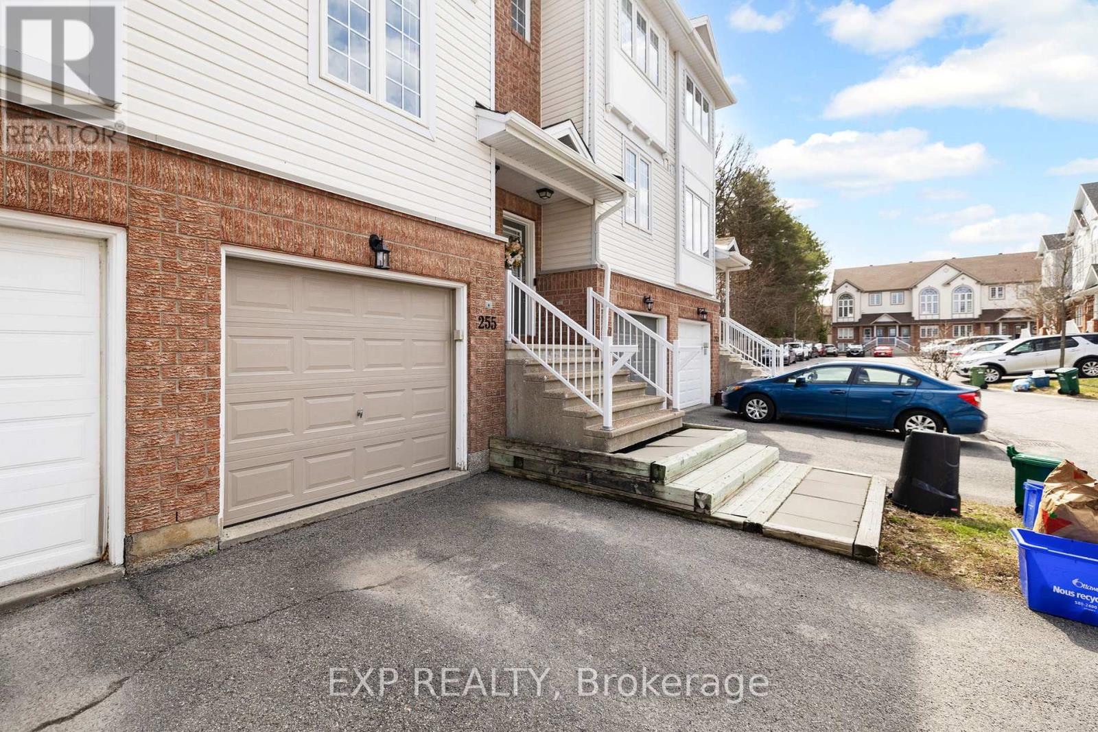 255 GERSHWIN PRIVATE, Ottawa, Ontario, K2H1G5 — Photo 3