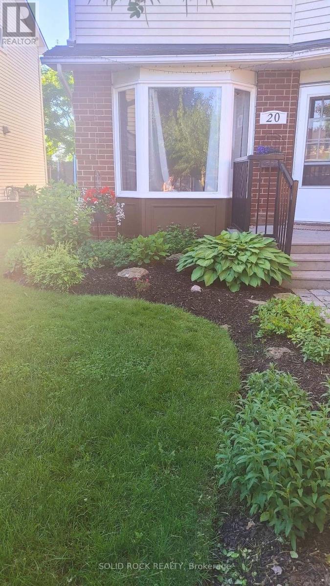 20 SHETLAND WAY, Ottawa, Ontario, K2M1R9 — Photo 3