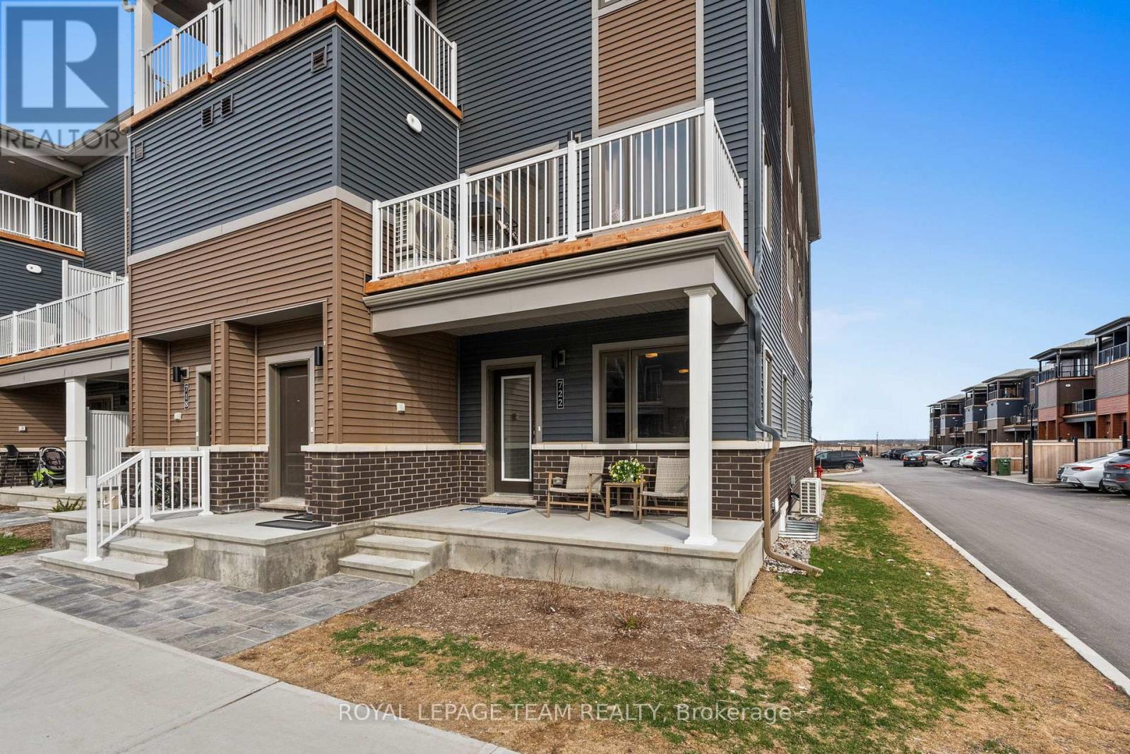 722 PARNIAN PRIVATE, Ottawa, Ontario, K2J4H7 — Photo 2