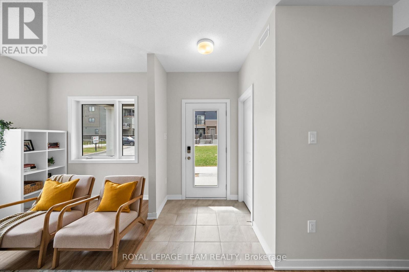 722 PARNIAN PRIVATE, Ottawa, Ontario, K2J4H7 — Photo 5