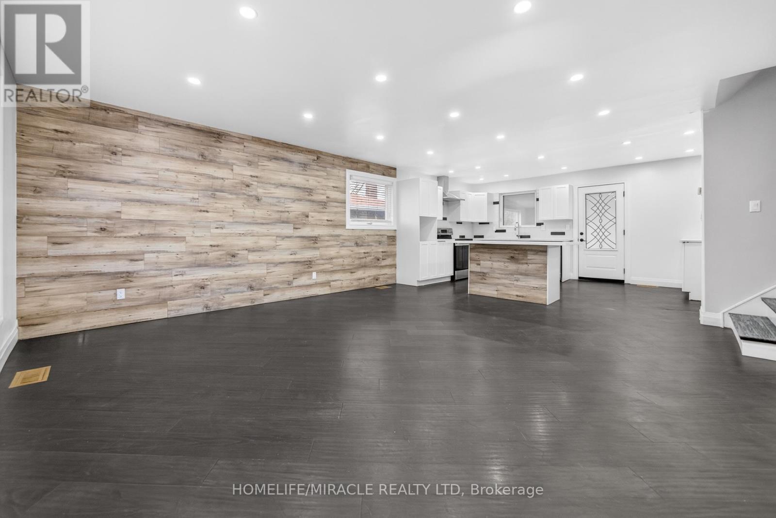 81 WATSON CRESCENT, Brampton (Brampton East), Ontario, L6W1E5 — Photo 10