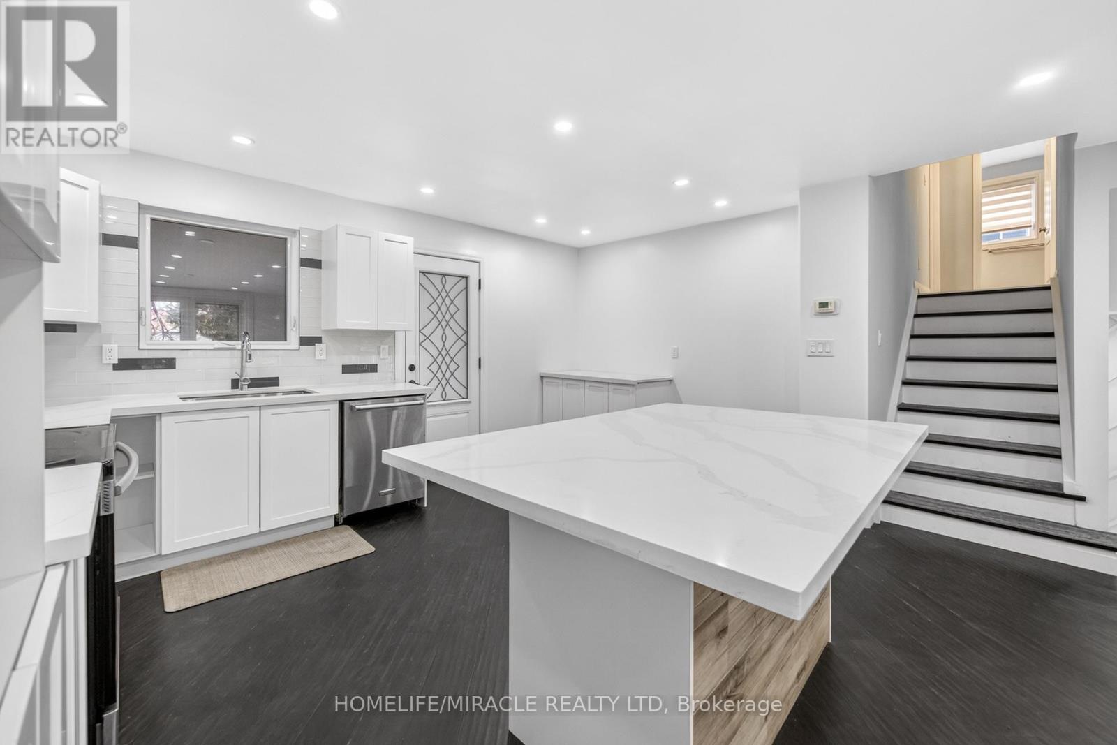 81 WATSON CRESCENT, Brampton (Brampton East), Ontario, L6W1E5 — Photo 18