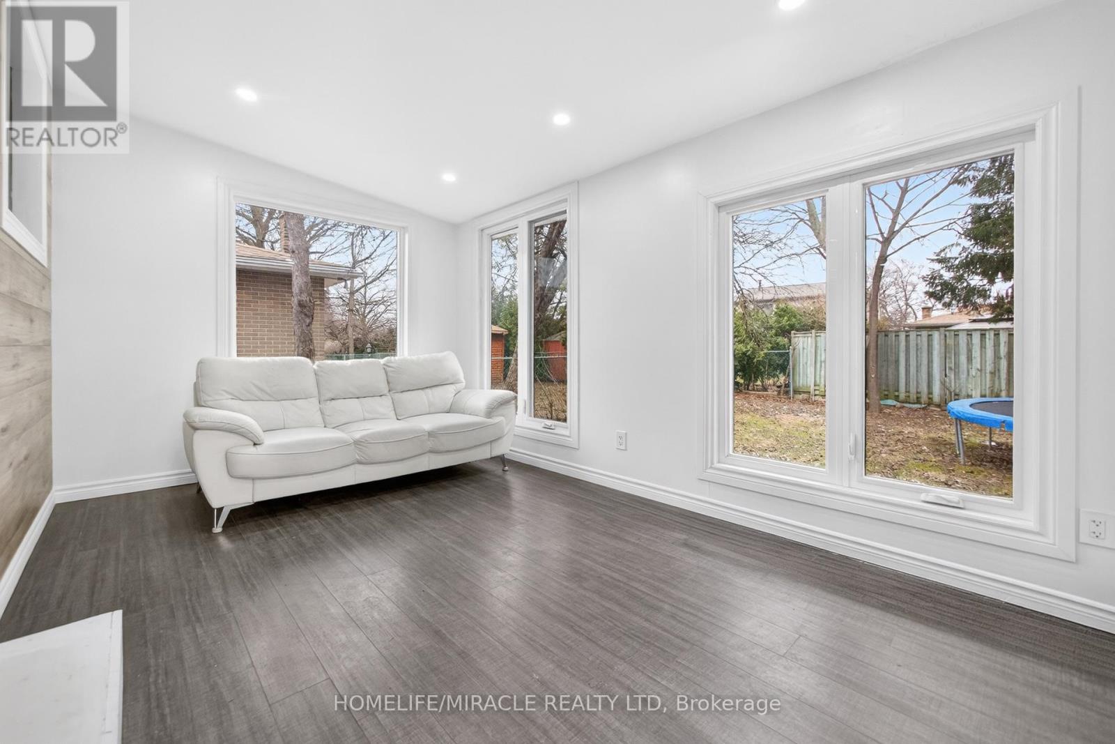 81 WATSON CRESCENT, Brampton (Brampton East), Ontario, L6W1E5 — Photo 19