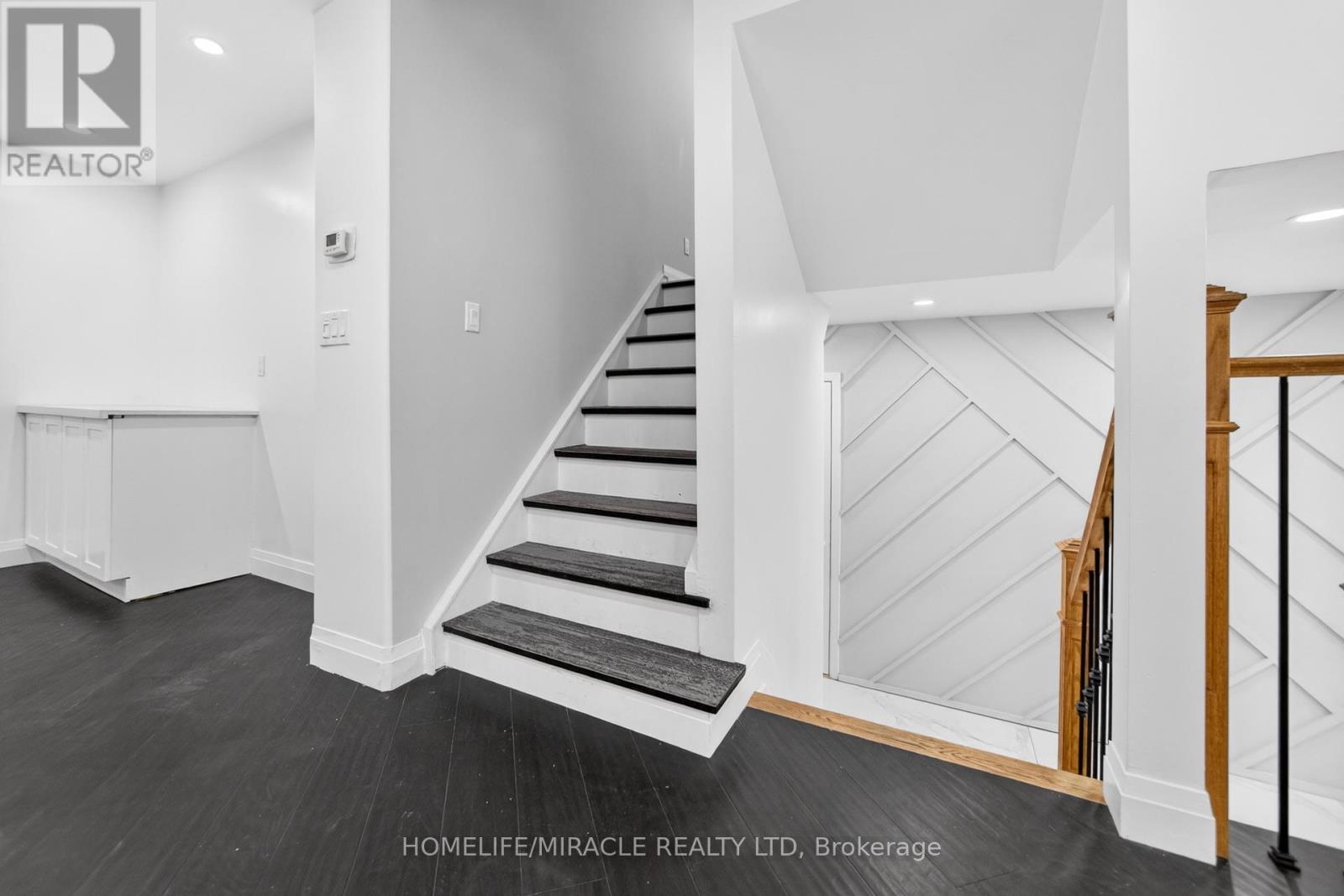 81 WATSON CRESCENT, Brampton (Brampton East), Ontario, L6W1E5 — Photo 25