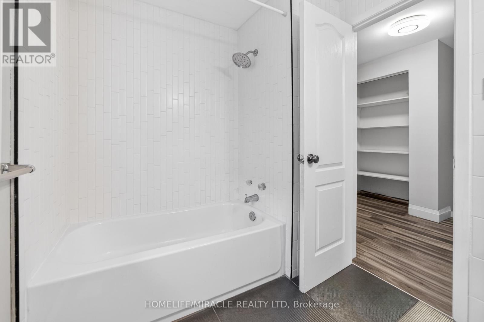 81 WATSON CRESCENT, Brampton (Brampton East), Ontario, L6W1E5 — Photo 38