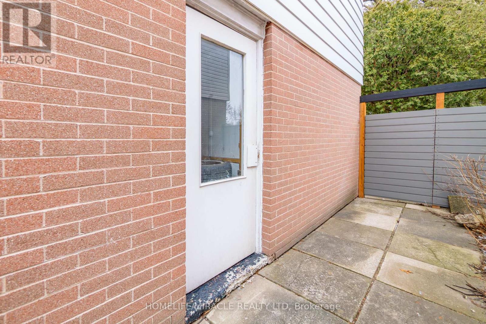 81 WATSON CRESCENT, Brampton (Brampton East), Ontario, L6W1E5 — Photo 47