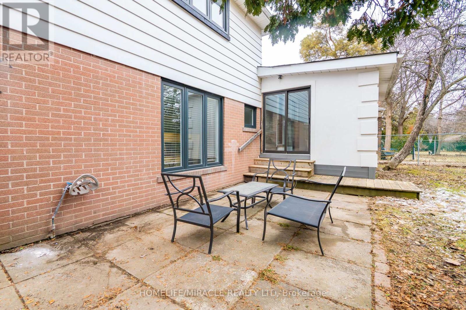 81 WATSON CRESCENT, Brampton (Brampton East), Ontario, L6W1E5 — Photo 48