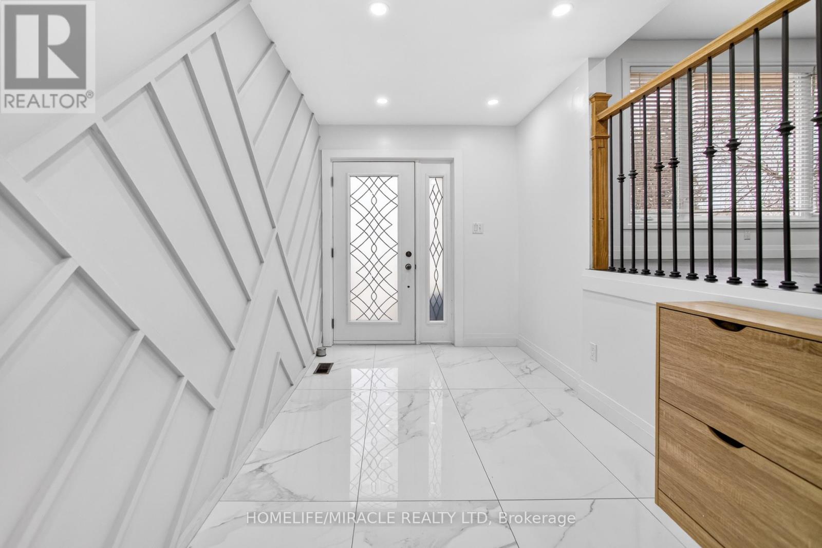 81 WATSON CRESCENT, Brampton (Brampton East), Ontario, L6W1E5 — Photo 5