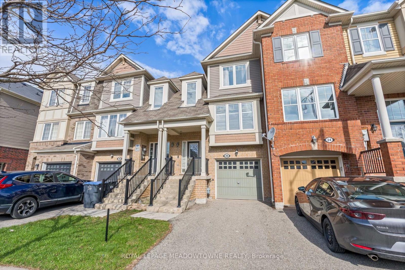 26 LATHBURY STREET, Brampton (Northwest Brampton), Ontario, L7A0R5 — Photo 3
