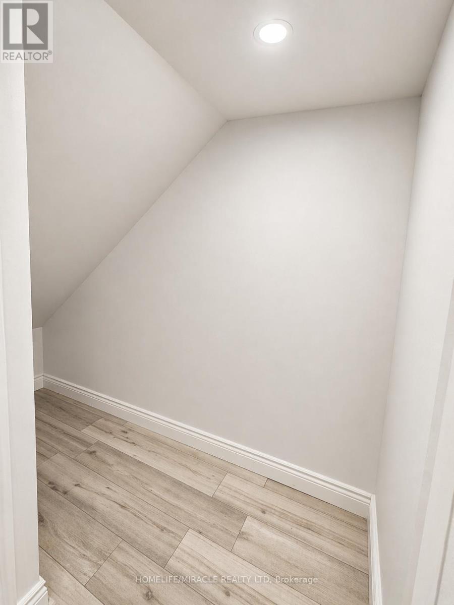 65 BELLCHASE TRAIL, Brampton (Bram East), Ontario, L6P3L9 — Photo 13