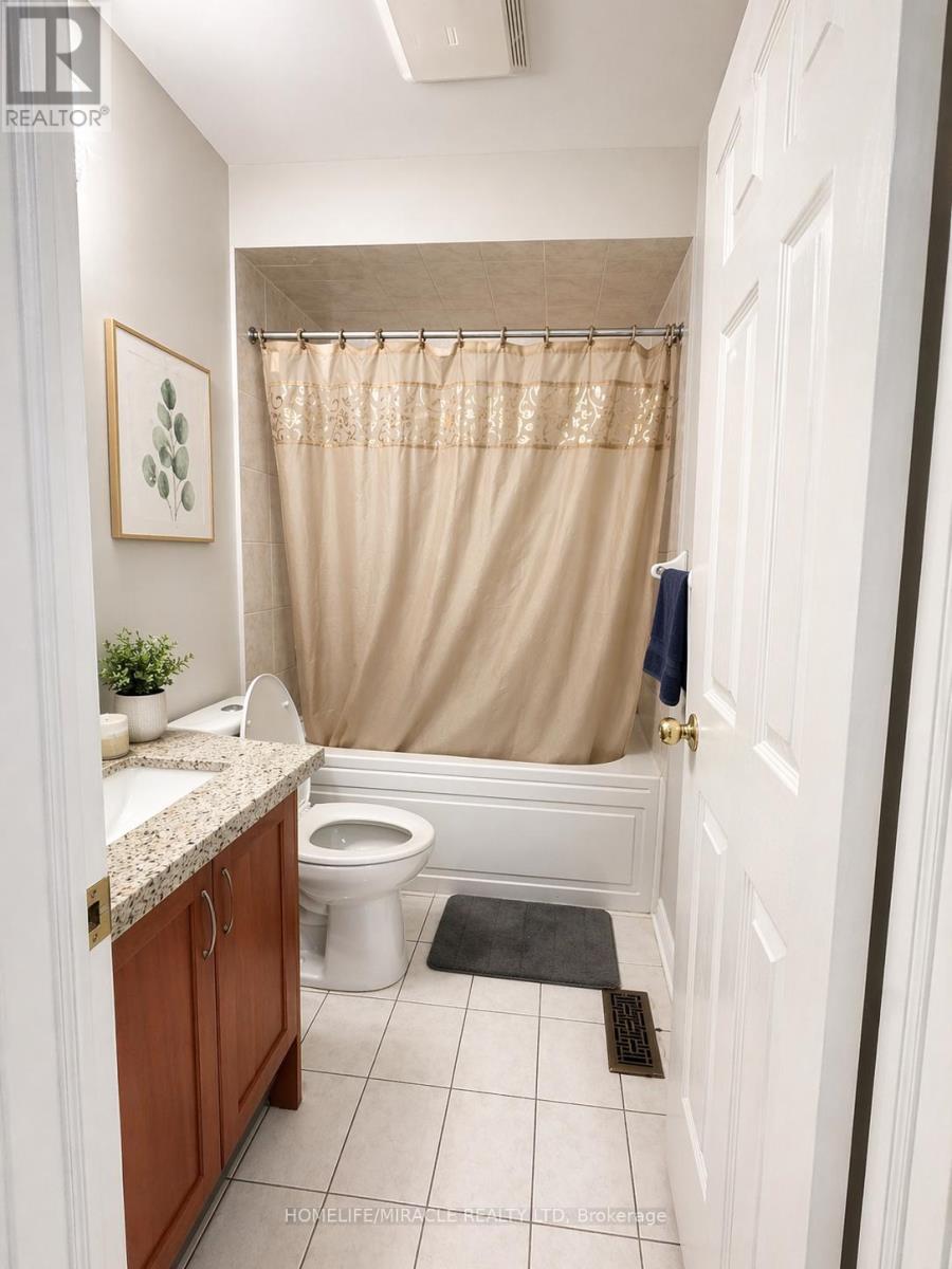 65 BELLCHASE TRAIL, Brampton (Bram East), Ontario, L6P3L9 — Photo 9