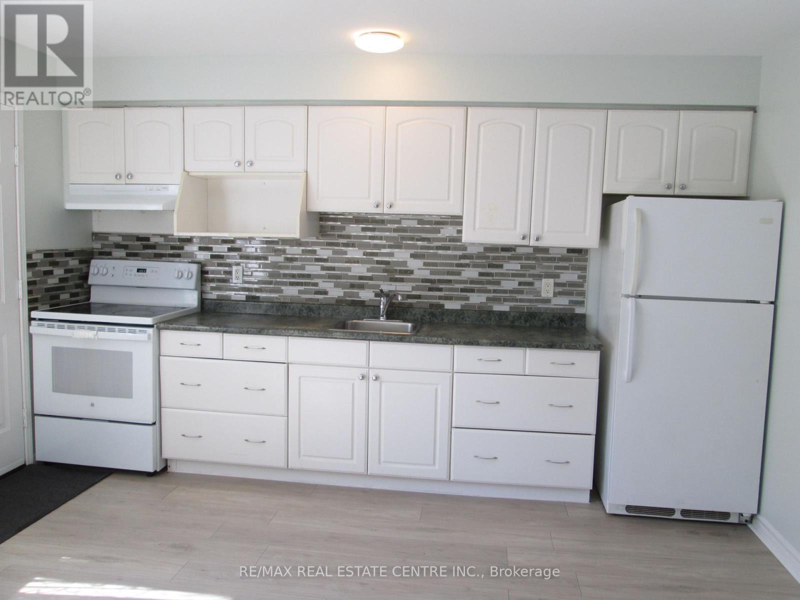 648 FRANCIS ROAD, Burlington (LaSalle), Ontario, L7T3X6 — Photo 11