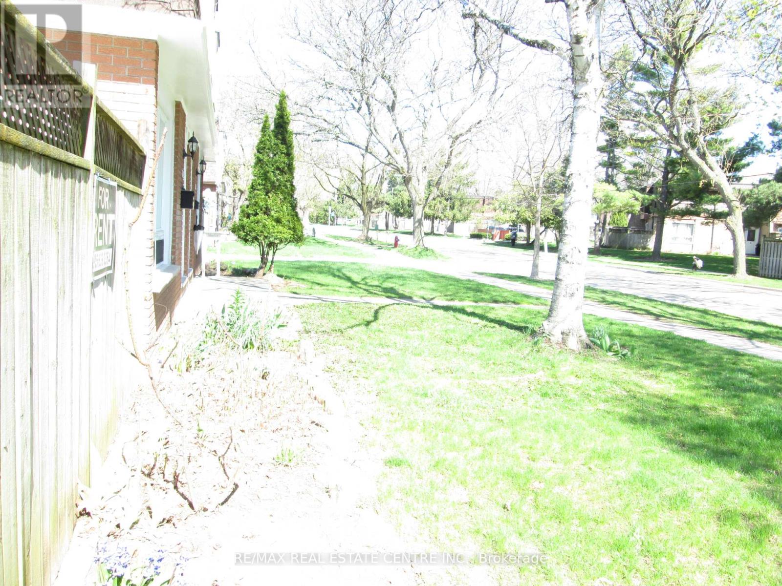 648 FRANCIS ROAD, Burlington (LaSalle), Ontario, L7T3X6 — Photo 6