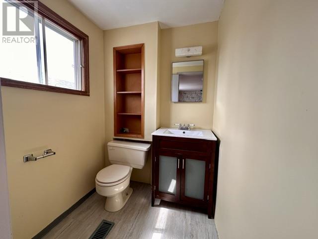 324 Harold ST N, Thunder Bay, Ontario, P7C4C6 — Photo 14