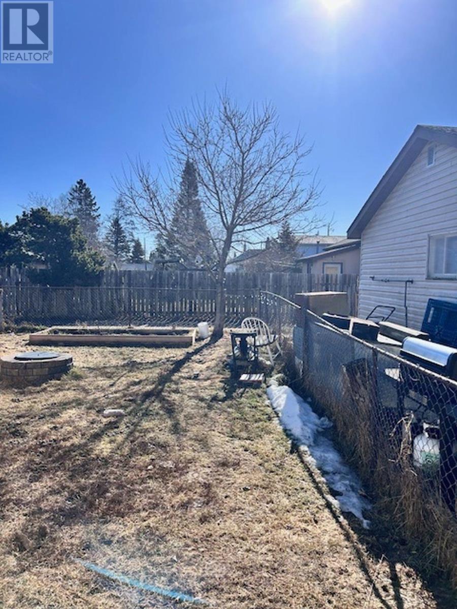 326 Dewe Ave, Thunder Bay, Ontario, P7A2G3 — Photo 27