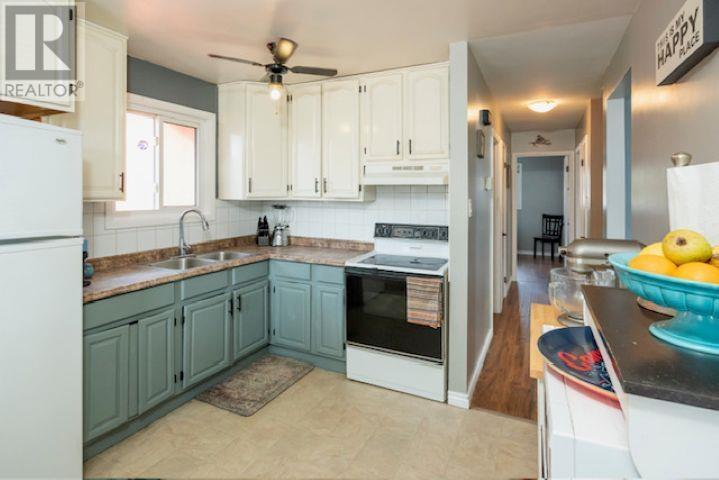 326 Dewe Ave, Thunder Bay, Ontario, P7A2G3 — Photo 8