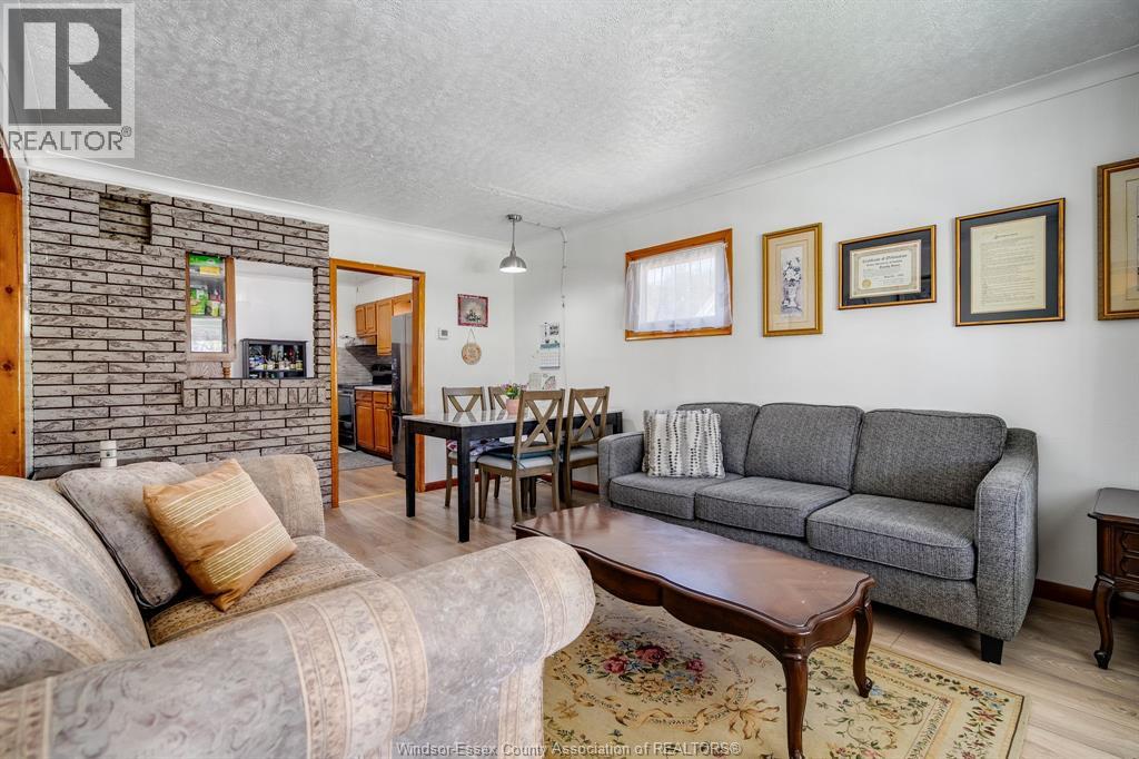 5 Whitwam AVENUE, Leamington, Ontario, N8H2P3 — Photo 4