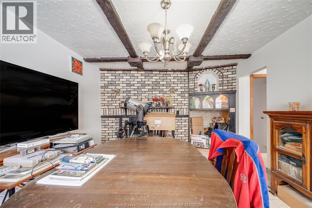 12 BENNIE AVENUE, Leamington, Ontario — Photo 15