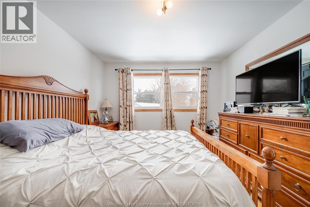 12 BENNIE AVENUE, Leamington, Ontario — Photo 19