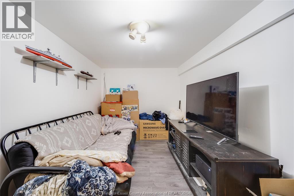 12 BENNIE AVENUE, Leamington, Ontario — Photo 41