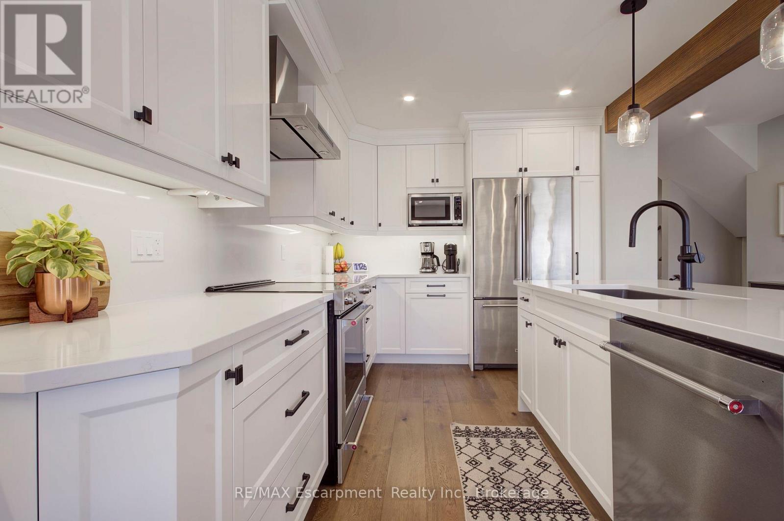 4868 CAPRI CRESCENT, Burlington (Alton), Ontario, L7M0H8 — Photo 14