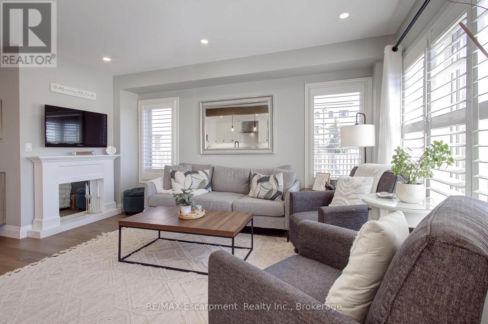 4868 CAPRI CRESCENT, Burlington (Alton), Ontario, L7M0H8 — Photo 16