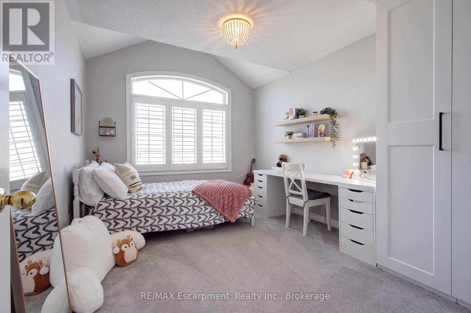 4868 CAPRI CRESCENT, Burlington (Alton), Ontario, L7M0H8 — Photo 23