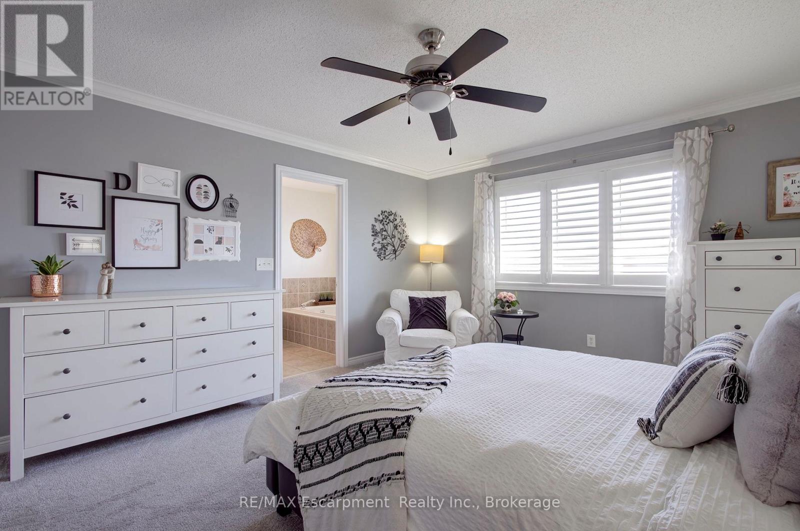 4868 CAPRI CRESCENT, Burlington (Alton), Ontario, L7M0H8 — Photo 30