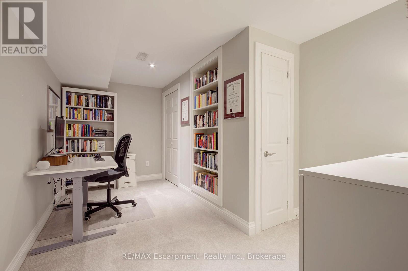 4868 CAPRI CRESCENT, Burlington (Alton), Ontario, L7M0H8 — Photo 40