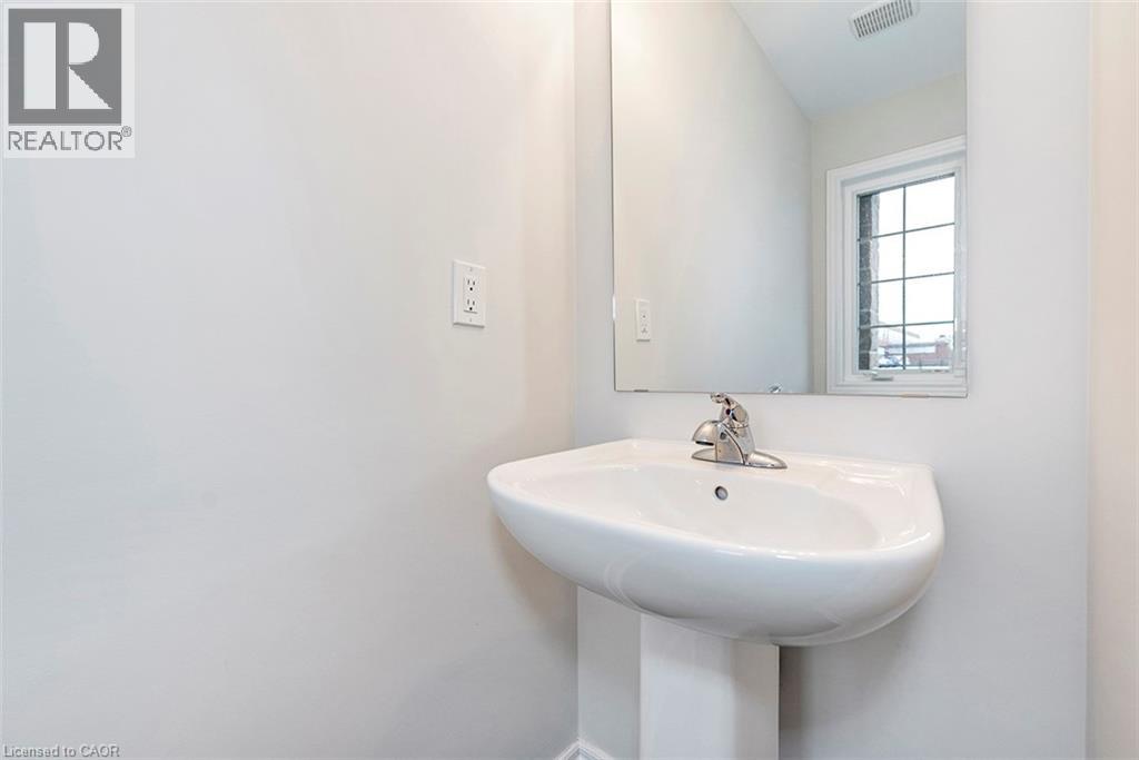 24 LINDEN PARK Lane, Hamilton, Ontario, L9A1Y1 — Photo 18