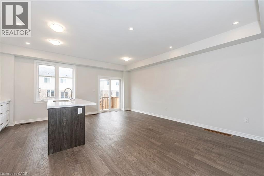 24 LINDEN PARK Lane, Hamilton, Ontario, L9A1Y1 — Photo 8