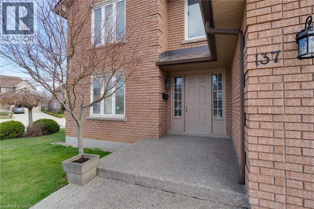137 NATIONAL Drive, Hamilton, Ontario, L6M0H1 — Photo 10