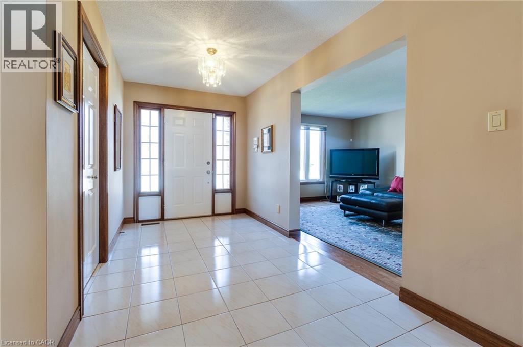 137 NATIONAL Drive, Hamilton, Ontario, L6M0H1 — Photo 12